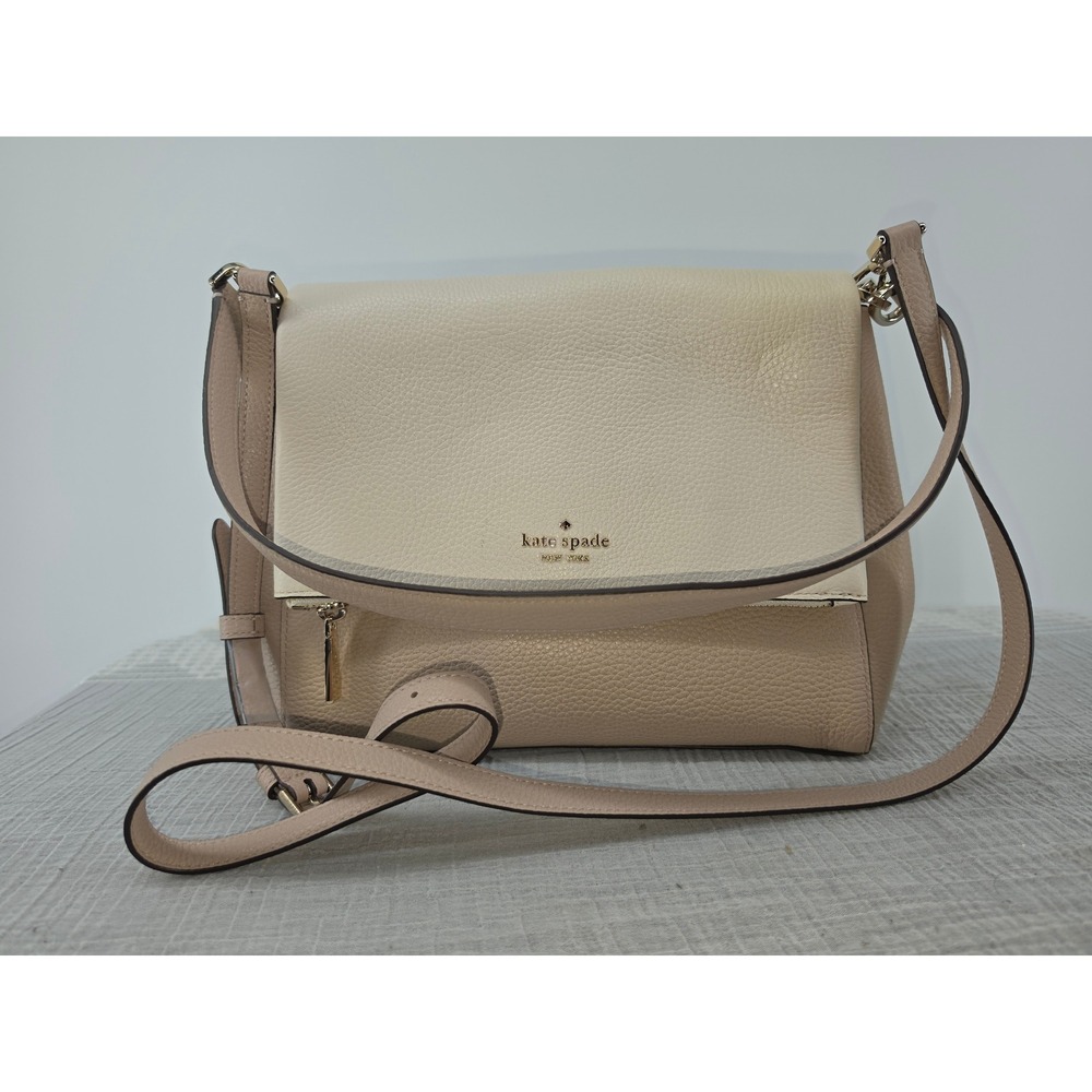 Kate Spade New York Beige Pebbled Leather Flap Crossbody Bag